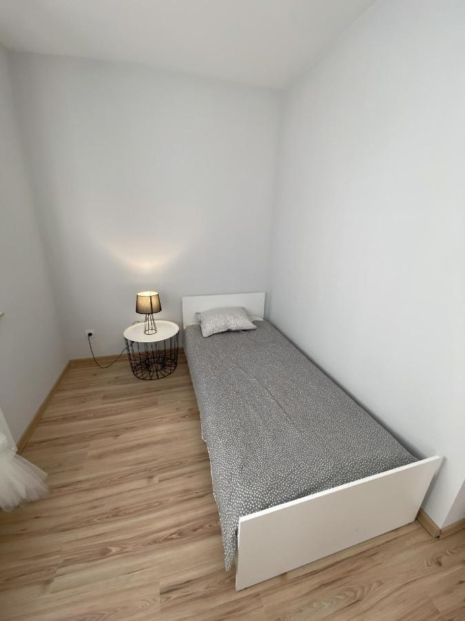 Easy Apartamenty เชชูฟ ภายนอก รูปภาพ