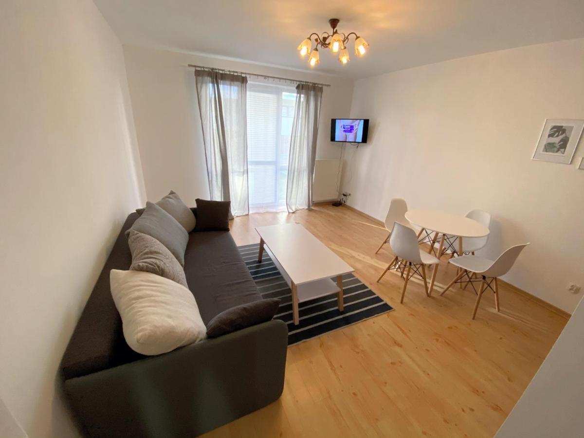 Easy Apartamenty เชชูฟ ภายนอก รูปภาพ