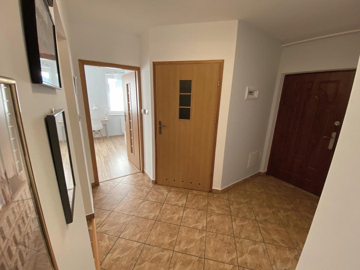 Easy Apartamenty เชชูฟ ภายนอก รูปภาพ