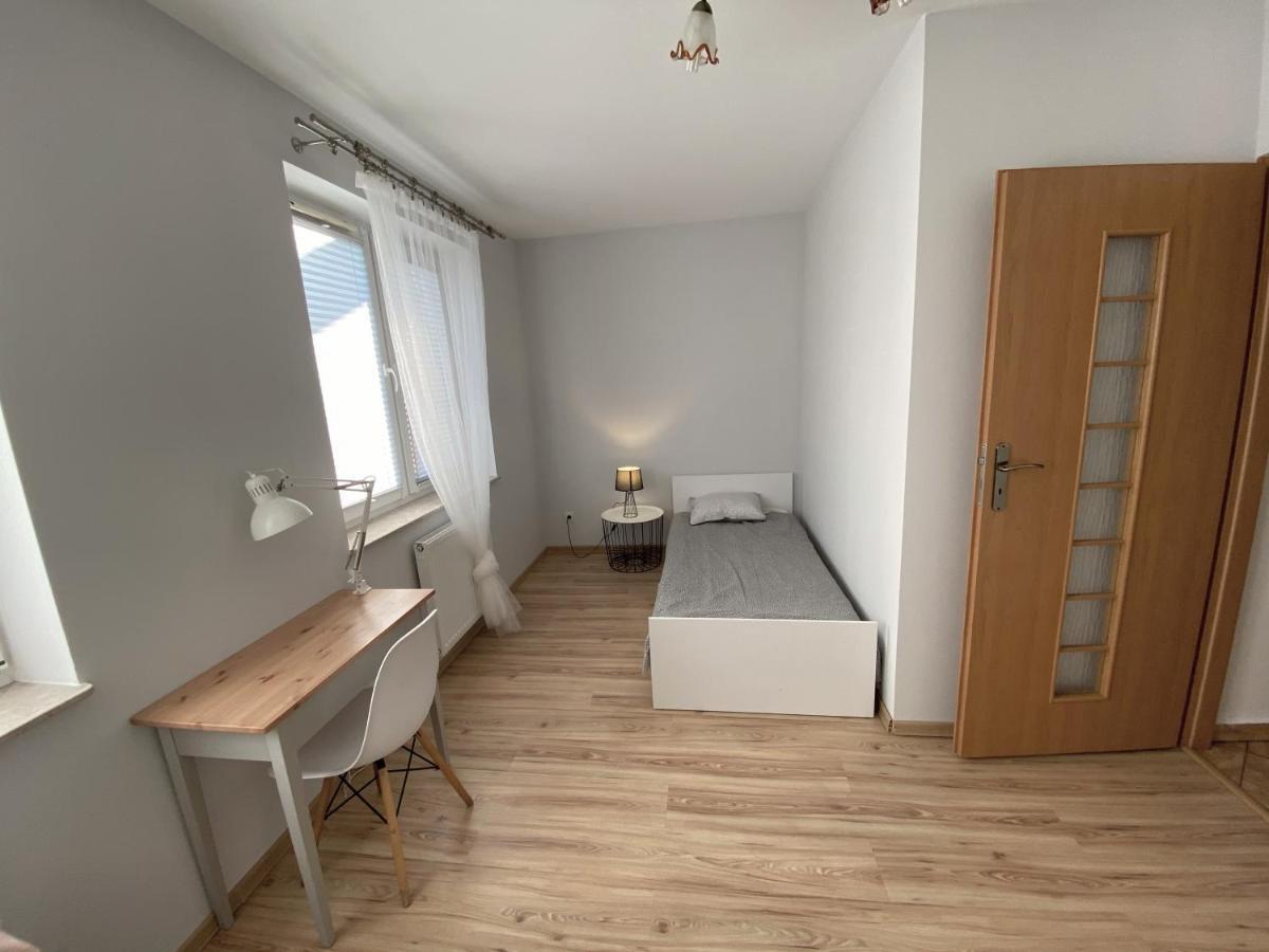 Easy Apartamenty เชชูฟ ภายนอก รูปภาพ